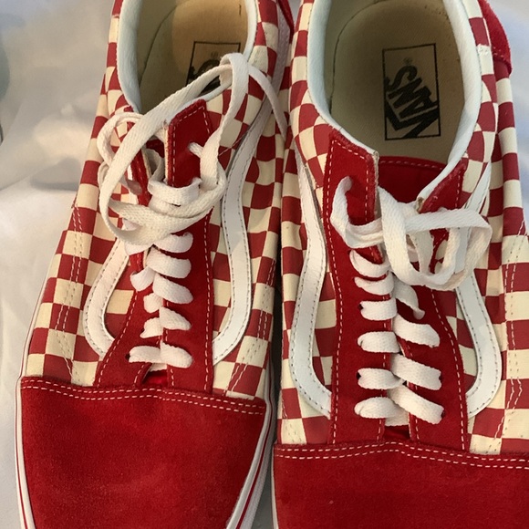 Size 13 vans used in good condition red and white very cute - Picture 2 of 8